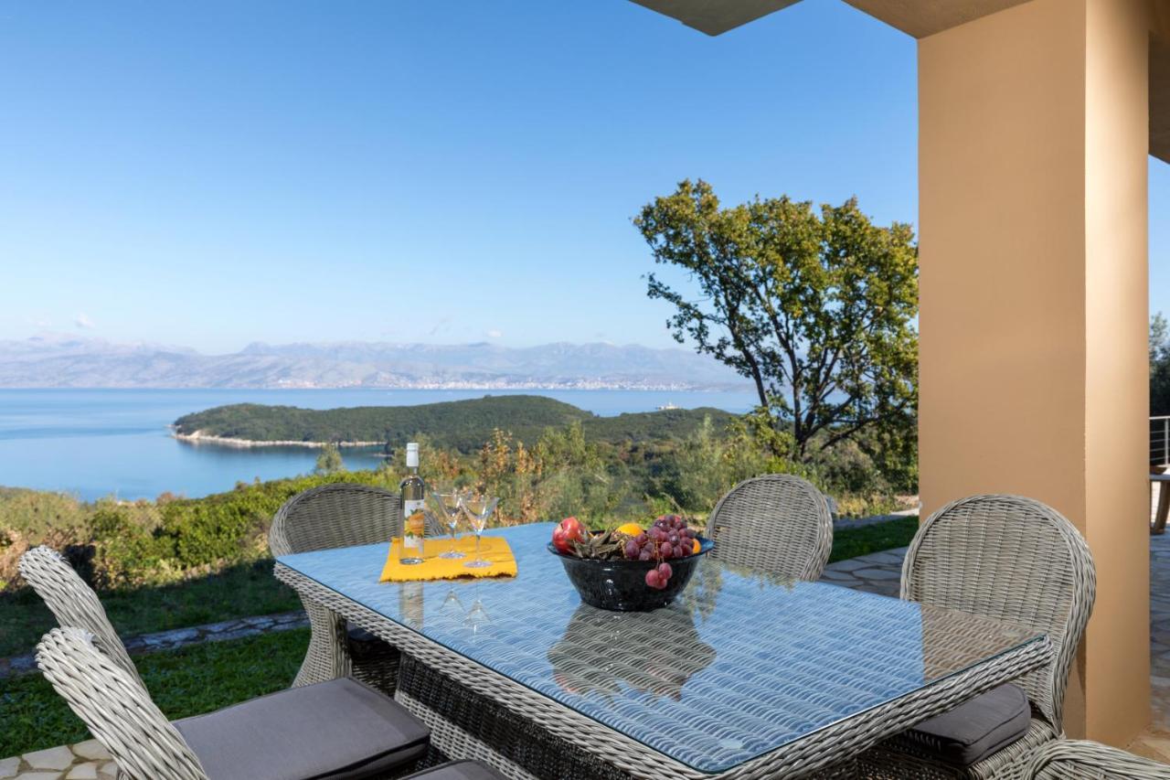Villa Pietra Gialla by Rodostamo Hotel Kassiopi Esterno foto